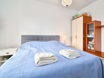 Apartment Two bedroom apartment with terrace Barbat, Rab A-20170-e - Outdoor photo 28