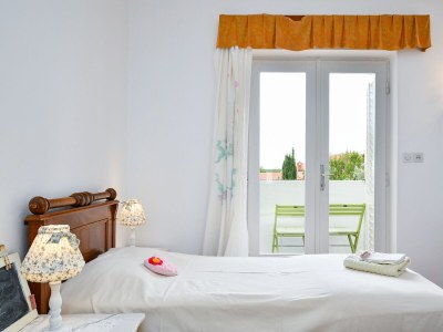 Apartment Two bedroom apartment with terrace Barbat, Rab A-20170-e - Outdoor photo 34