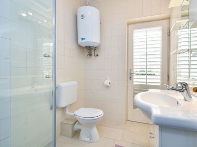 Apartment Two bedroom apartment with terrace Barbat, Rab A-20170-e - Outdoor photo 36