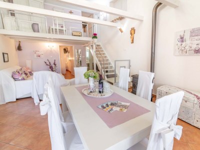 Apartment Two bedroom apartment with terrace Banjol, Rab A-19804-a - Outdoor photo 22