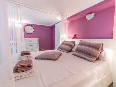 Apartment Two bedroom apartment with terrace Banjol, Rab A-19804-b - Outdoor photo 33