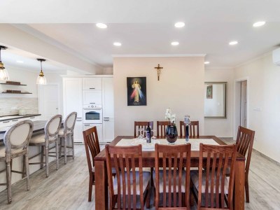 Apartment Two bedroom apartment with balcony and sea view Banjol, Rab A-19804-d - Outdoor photo 23