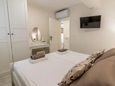 Apartment Two bedroom apartment with balcony and sea view Banjol, Rab A-19804-d - Outdoor photo 37