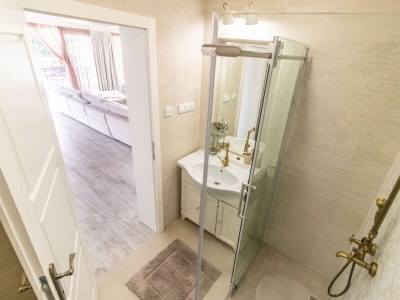 Apartment Two bedroom apartment with balcony and sea view Banjol, Rab A-19804-d - Outdoor photo 45