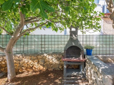 Apartment Two bedroom apartment near beach Vir - Lozice, Vir A-20202-a - Outdoor photo 3