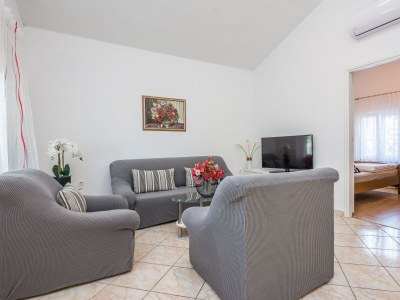 Apartment Two bedroom apartment near beach Vir - Lozice, Vir A-20202-a - Outdoor photo 4