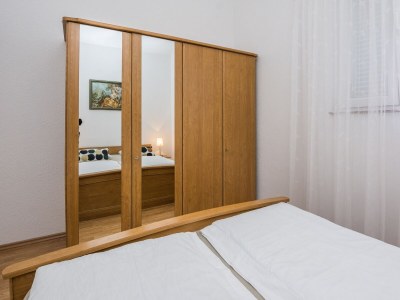 Apartment Two bedroom apartment near beach Vir - Lozice, Vir A-20202-a - Outdoor photo 12