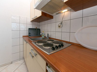 Apartment Studio flat with terrace and sea view Stanići, Omiš AS-19941-b - Outdoor photo 11