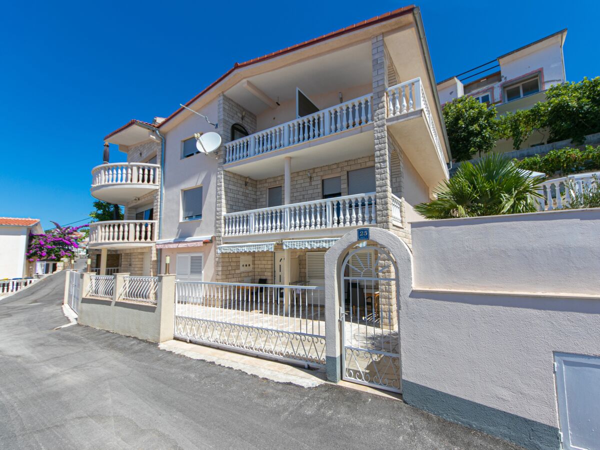 Apartment Studio flat with air-conditioning Stanići, Omiš AS-19941-d - Outdoor photo 3
