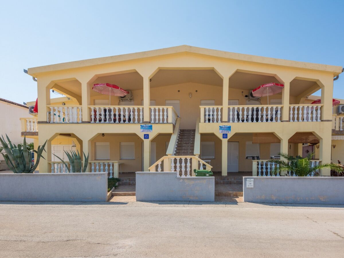 Apartment Two bedroom apartment with terrace and sea view Vir A-20333-b - Outdoor photo 2