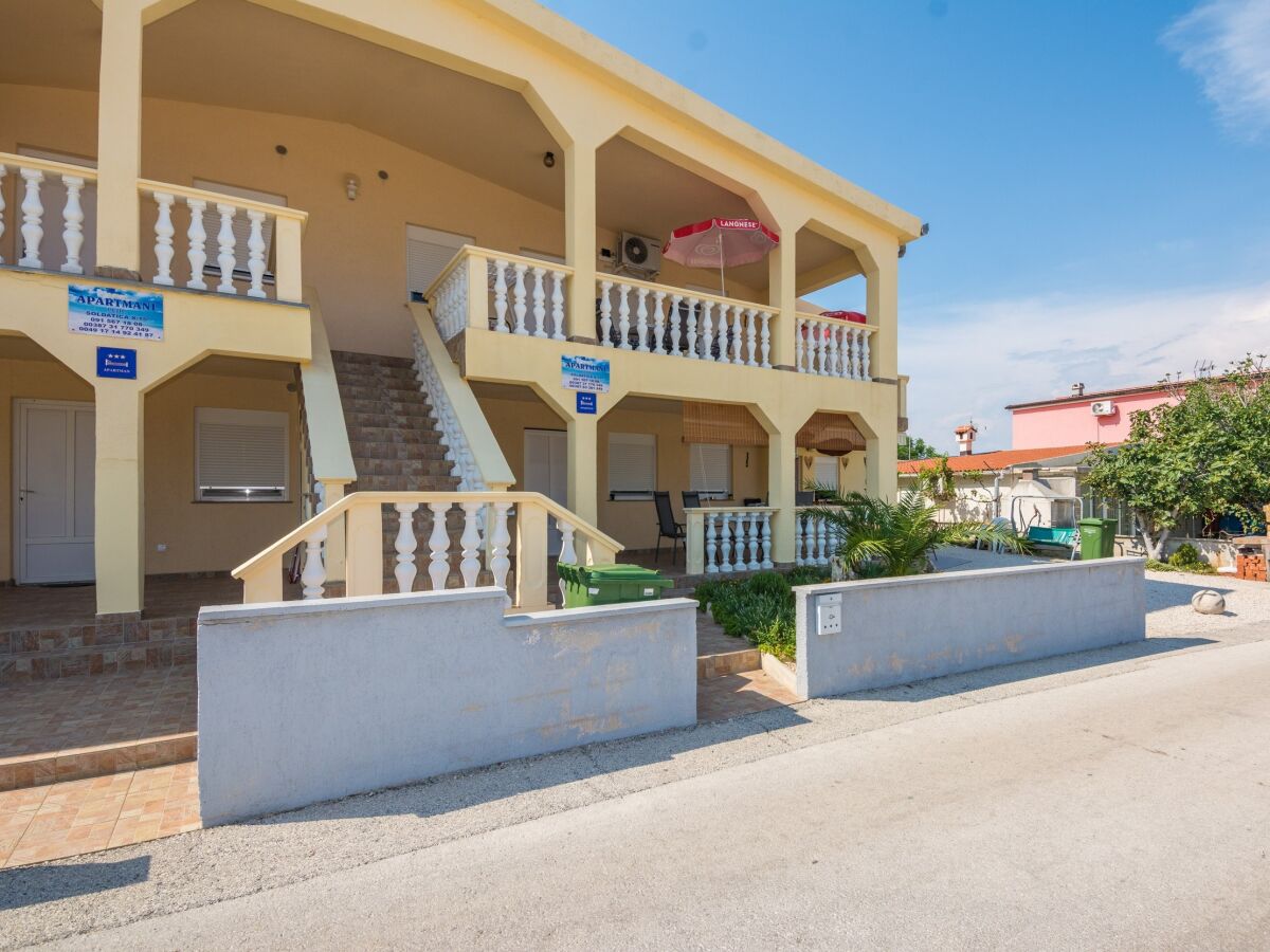 Apartment Two bedroom apartment with terrace and sea view Vir A-20333-b - Outdoor photo 4