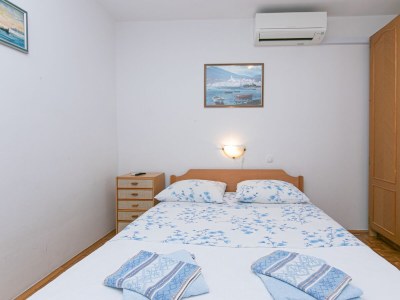 Apartment Three bedroom apartment with terrace and sea view Brela, Makarska A-20075-a - Outdoor photo 18