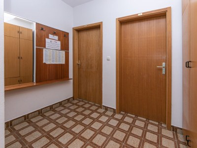 Apartment Three bedroom apartment with terrace and sea view Brela, Makarska A-20075-a - Outdoor photo 27