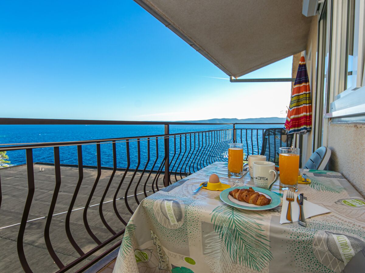 Apartment Studio flat with balcony and sea view Brela, Makarska AS-20075-a