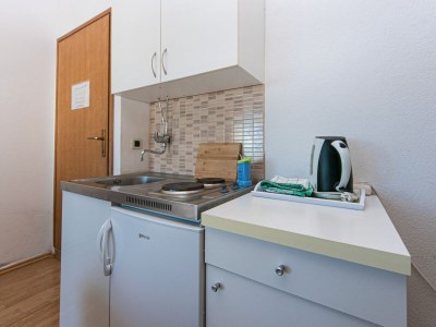 Apartment Studio flat with balcony and sea view Brela, Makarska AS-20075-a - Outdoor photo 8