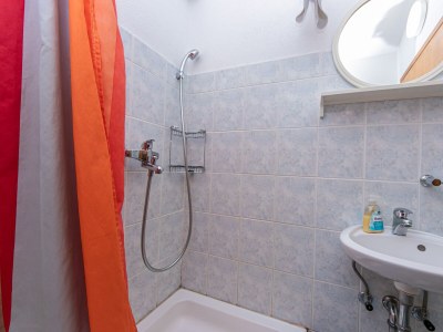 Apartment Studio flat with balcony and sea view Brela, Makarska AS-20075-a - Outdoor photo 13