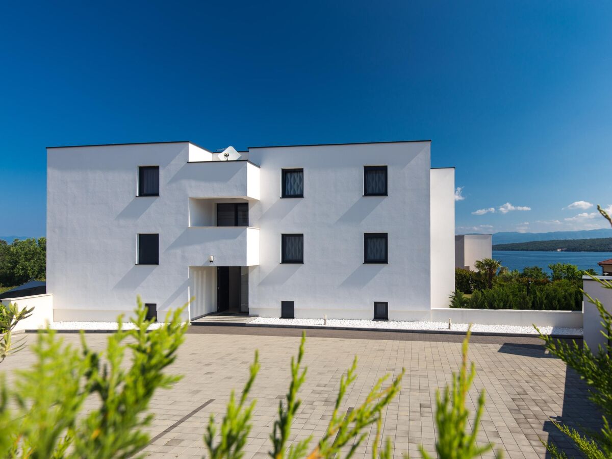 Apartment Two bedroom apartment with terrace and sea view Vantačići, Krk A-20363-b - Outdoor photo 2