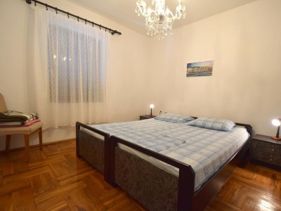 Apartment Two bedroom apartment with terrace Malinska, Krk A-20381-a - Outdoor photo 8