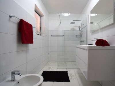 Apartment Two bedroom apartment with terrace Malinska, Krk A-20381-a - Outdoor photo 12