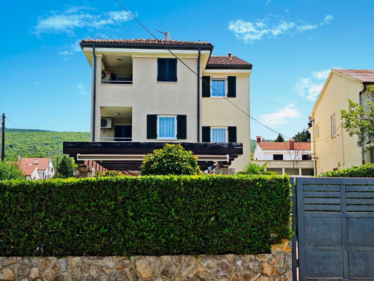 Apartment Two bedroom apartment with terrace Punat, Krk A-20408-a - Outdoor photo 2