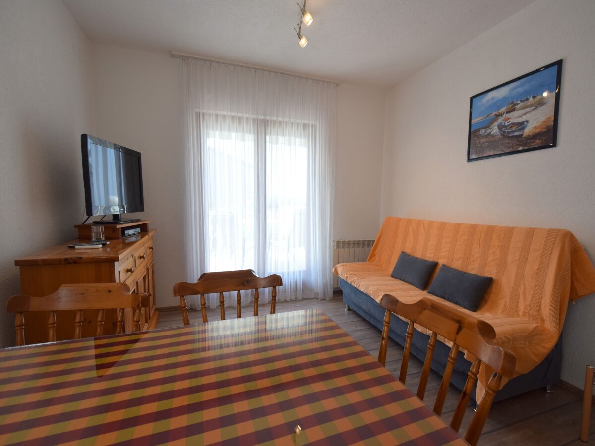 Apartment Two bedroom apartment with terrace and sea view Malinska, Krk A-20417-a - Outdoor photo 3