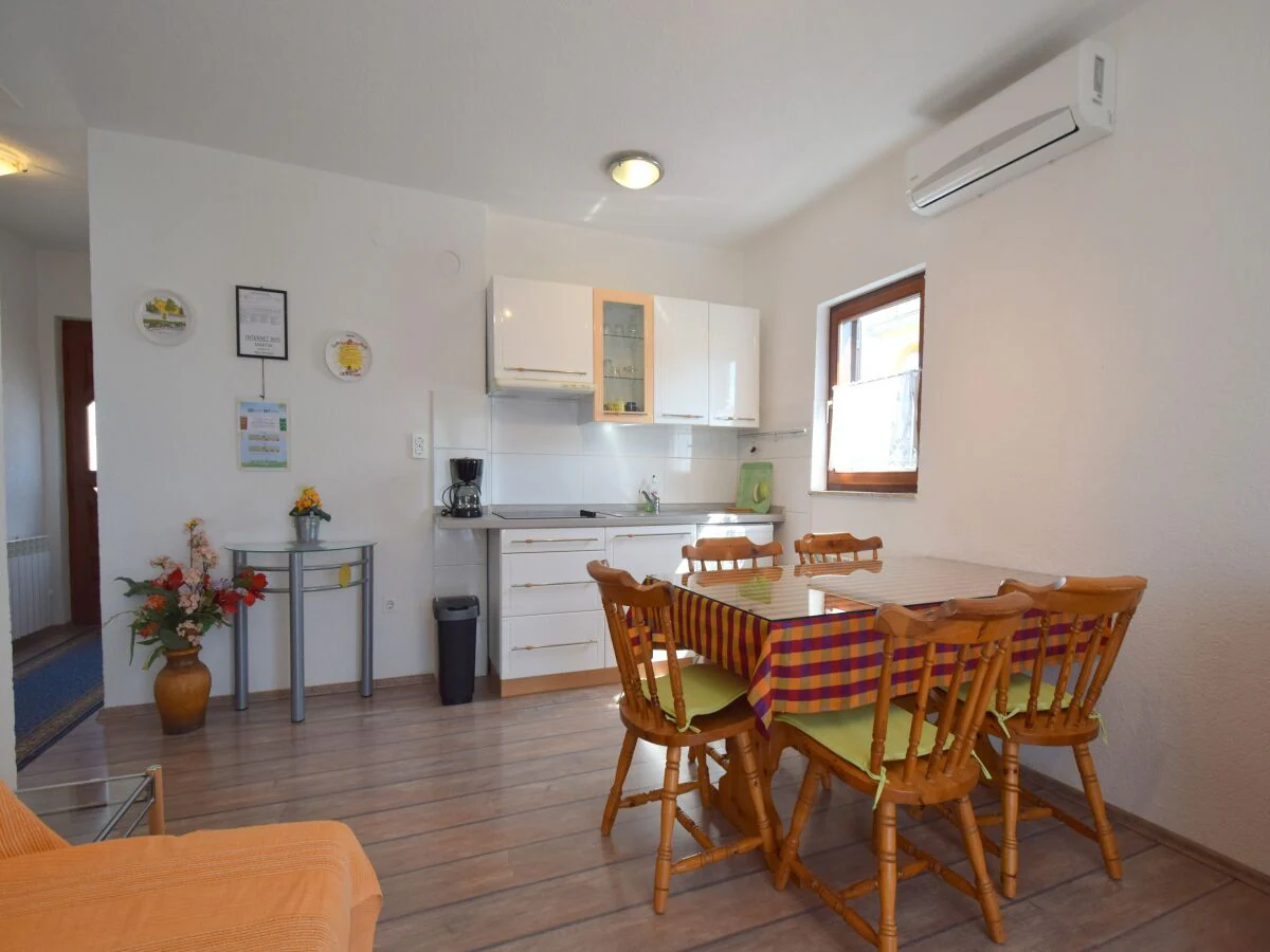 Apartment Two bedroom apartment with terrace and sea view Malinska, Krk A-20417-a - Outdoor photo 5