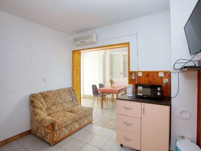 Apartment Two bedroom apartment with terrace and sea view Grebaštica, Šibenik A-20736-d - Outdoor photo 13