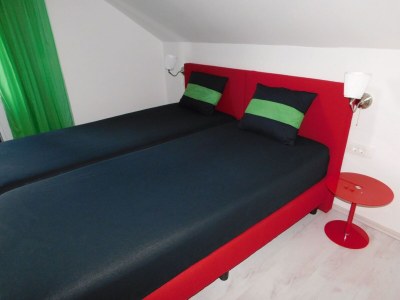 Apartment Three bedroom apartment with air-conditioning Povlja, Brač A-21089-c - Outdoor photo 10