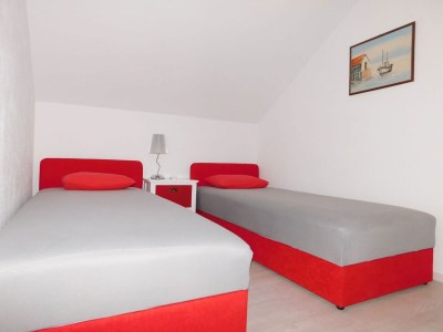 Apartment Three bedroom apartment with air-conditioning Povlja, Brač A-21089-c - Outdoor photo 12