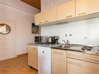 Apartment Two bedroom apartment with terrace and sea view Njivice, Krk A-20438-b - Outdoor photo 8