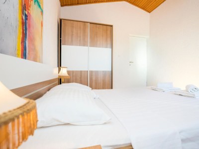 Apartment Two bedroom apartment with terrace and sea view Njivice, Krk A-20438-b - Outdoor photo 13