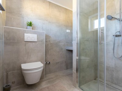 Apartment Two bedroom apartment with terrace and sea view Njivice, Krk A-20438-b - Outdoor photo 15