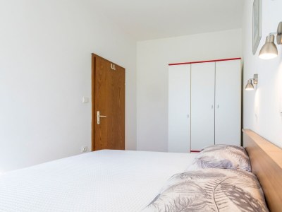 Apartment Two bedroom apartment with terrace Njivice, Krk A-20548-a - Outdoor photo 19