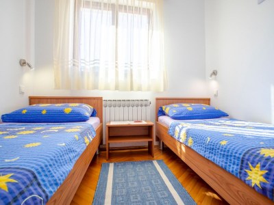 Apartment Two bedroom apartment with terrace Njivice, Krk A-20548-a - Outdoor photo 21