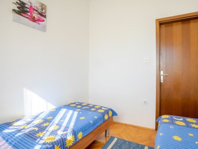 Apartment Two bedroom apartment with terrace Njivice, Krk A-20548-a - Outdoor photo 22