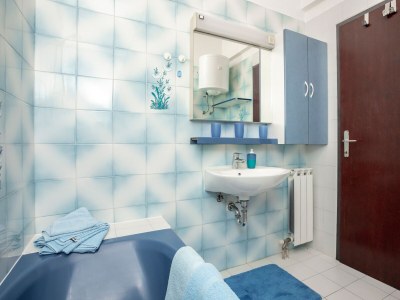 Apartment Two bedroom apartment with terrace Njivice, Krk A-20548-a - Outdoor photo 24