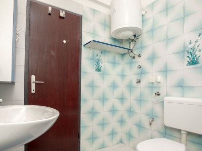 Apartment Two bedroom apartment with terrace Njivice, Krk A-20548-a - Outdoor photo 25