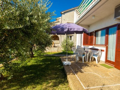 Apartment Two bedroom apartment with terrace Njivice, Krk A-20548-a - Outdoor photo 26