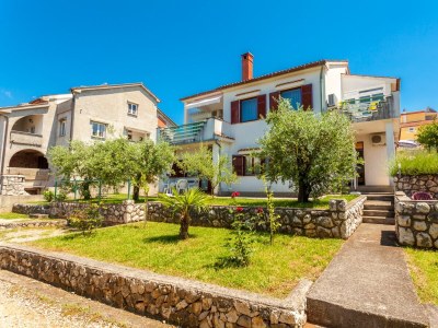 Apartment Two bedroom apartment with terrace Njivice, Krk A-20548-c - Outdoor photo 2