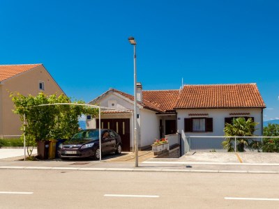 Apartment Two bedroom apartment with terrace Njivice, Krk A-20548-c - Outdoor photo 10