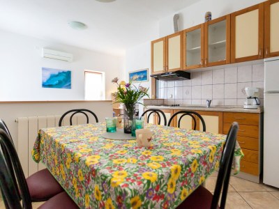 Apartment Two bedroom apartment with terrace Njivice, Krk A-20548-c - Outdoor photo 15