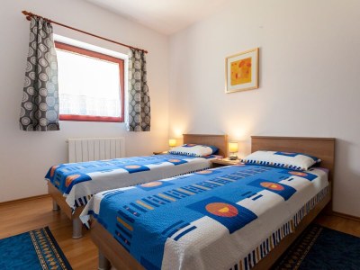 Apartment Two bedroom apartment with terrace Njivice, Krk A-20548-c - Outdoor photo 23