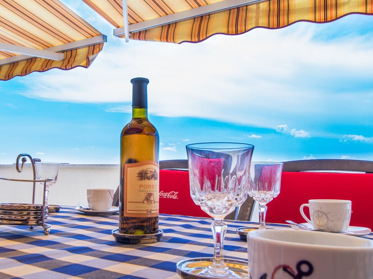 Apartment One bedroom apartment with terrace Punat, Krk A-20553-b