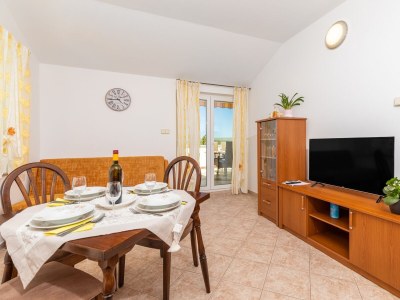 Apartment Two bedroom apartment with terrace and sea view Punat, Krk A-20553-c - Outdoor photo 16