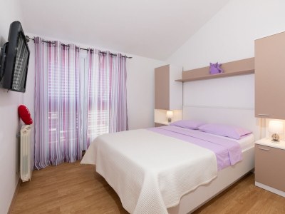 Apartment Two bedroom apartment with terrace and sea view Punat, Krk A-20553-c - Outdoor photo 19