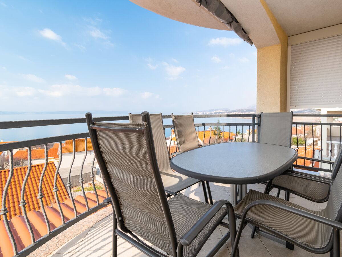 Apartment Four-bedroom apartment with terrace and sea view Klenovica, Novi Vinodolski A-20556-a