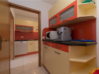 Apartment Four-bedroom apartment with terrace and sea view Klenovica, Novi Vinodolski A-20556-a - Outdoor photo 11