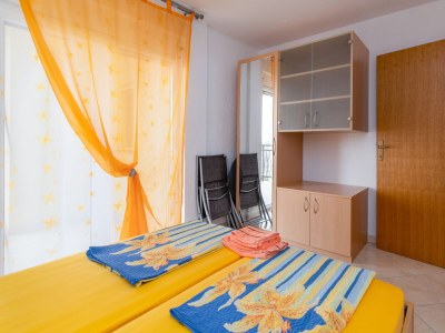 Apartment Four-bedroom apartment with terrace and sea view Klenovica, Novi Vinodolski A-20556-a - Outdoor photo 16