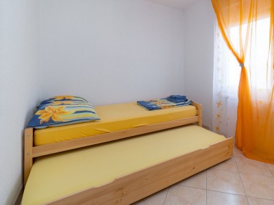 Apartment Four-bedroom apartment with terrace and sea view Klenovica, Novi Vinodolski A-20556-a - Outdoor photo 26