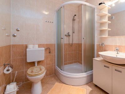 Apartment Four-bedroom apartment with terrace and sea view Klenovica, Novi Vinodolski A-20556-a - Outdoor photo 28